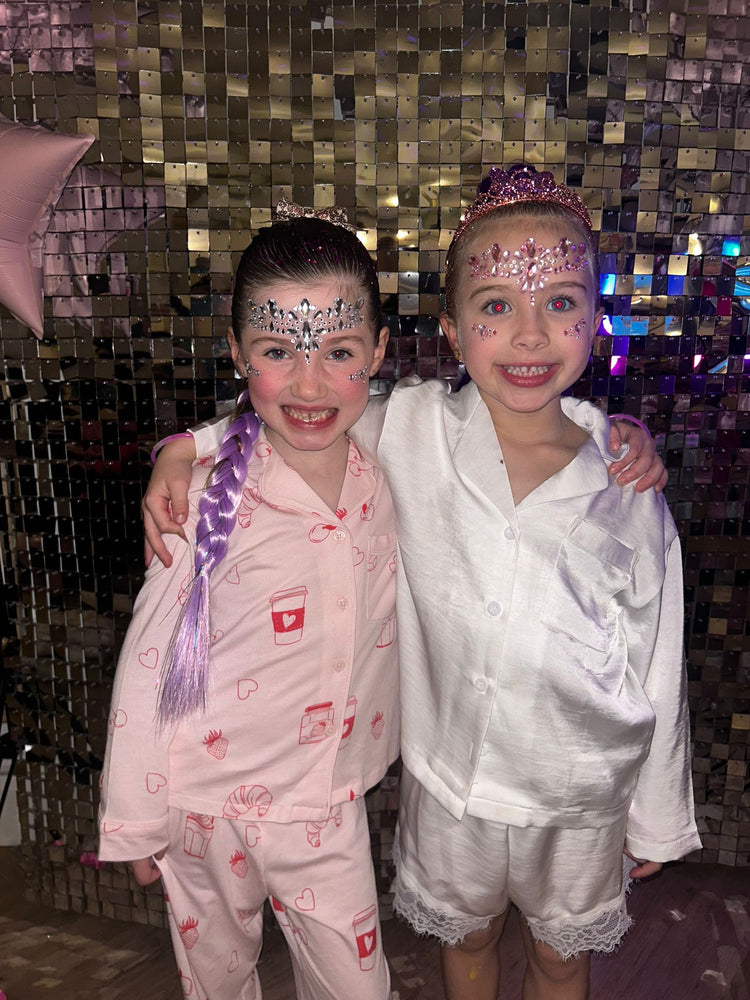 Children with glitter braids at a Glitter Braid Bar party